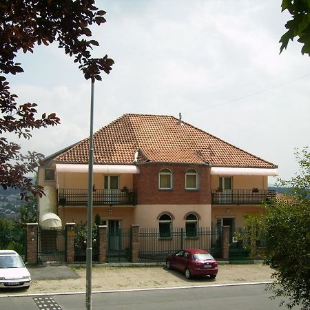 Villa Nevenka Rooms Belgrad Exterior foto