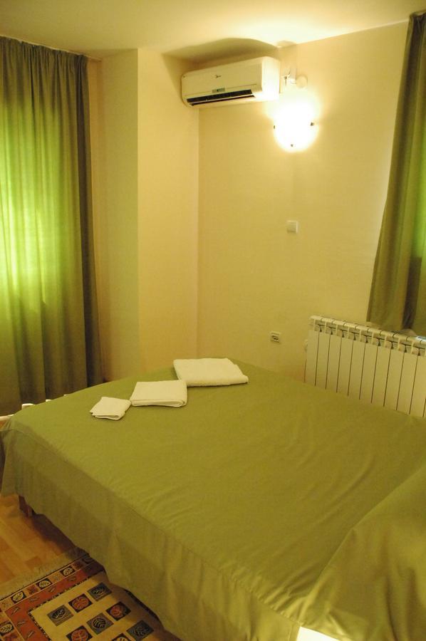 Villa Nevenka Rooms Belgrad Zimmer foto